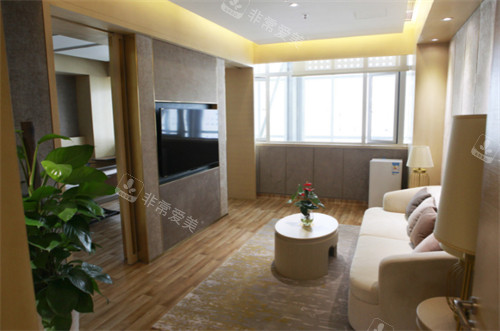 成都华美紫馨病房休息区一览图