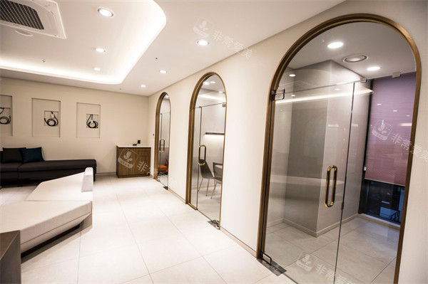 韩国4everjeju皮肤科环境一角 韩国4everjeju皮肤科环境一角