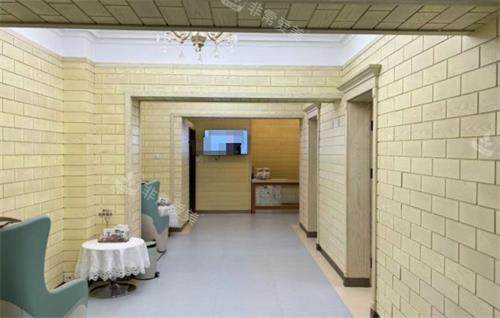 北京润美玉之光医疗美容门诊部走廊