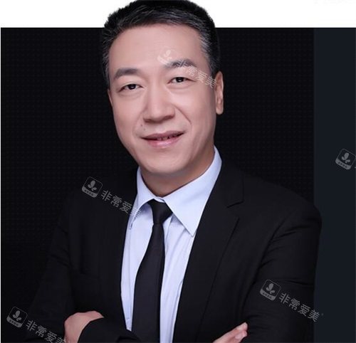 北京圣嘉新医疗美容医院张笑天