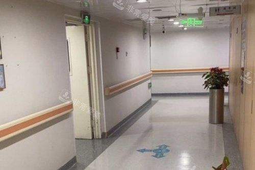 北京煤醫(yī)醫(yī)療美容醫(yī)院內(nèi)部環(huán)境 北京煤醫(yī)醫(yī)療美容醫(yī)院內(nèi)部環(huán)境