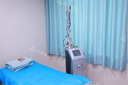 沈阳元辰整形CO2点阵激光仪器