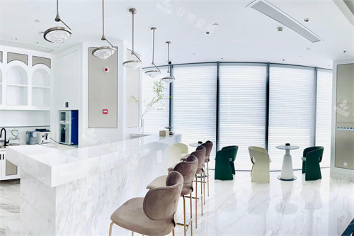 杭州浮想国医疗美容医院大厅