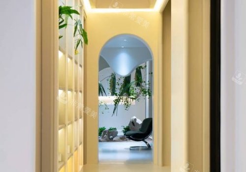 杭州芳华整形过道环境示意图