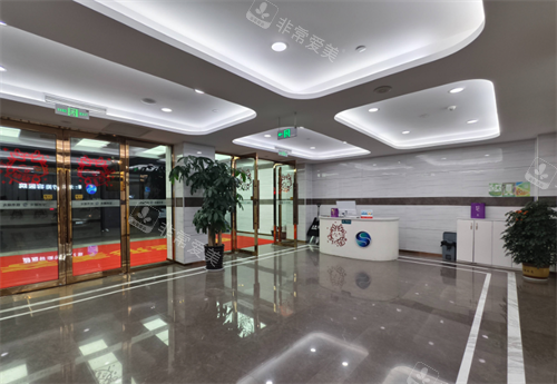 烟台曙光医疗美容医院的门