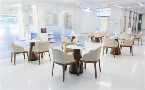 广州晶亮眼科等待区