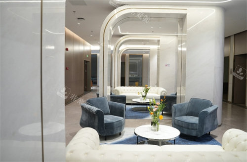 深圳米兰柏羽医疗美容面诊等待区