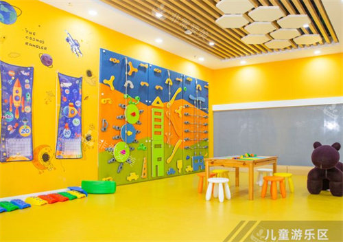 武汉何氏精益眼科儿童区