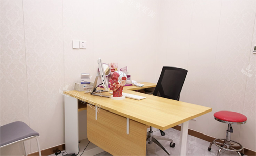 烟台曙光医疗美容医院诊室2
