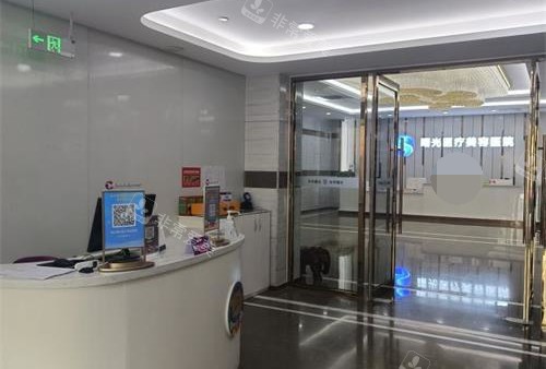 烟台曙光整形医院进门环境