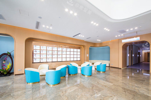 廣州紫馨醫(yī)療美容大廳圖 廣州紫馨醫(yī)療美容大廳圖