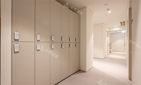 韩国弘大罗薇皮肤科走廊 韩国弘大罗薇皮肤科走廊