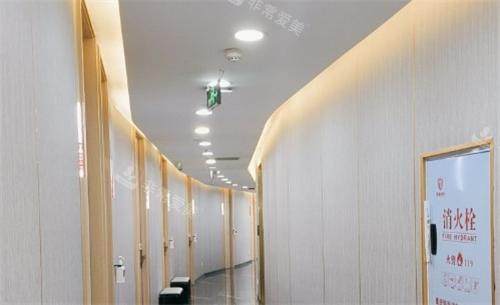 重庆军美整形走廊