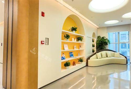 北京维视眼科医院等候区