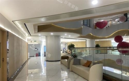 成都军大整形美容医院二楼环境 成都军大整形美容医院二楼环境