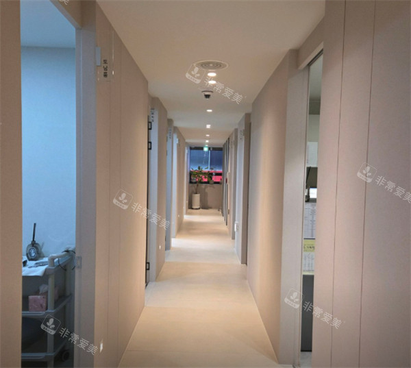 韩国genius整形皮肤科釜山西面店走廊