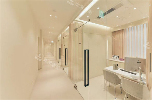 釜山洛丽雅皮肤科走廊环境图 釜山洛丽雅皮肤科走廊环境图