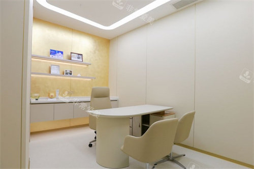 深圳富华整形面诊室