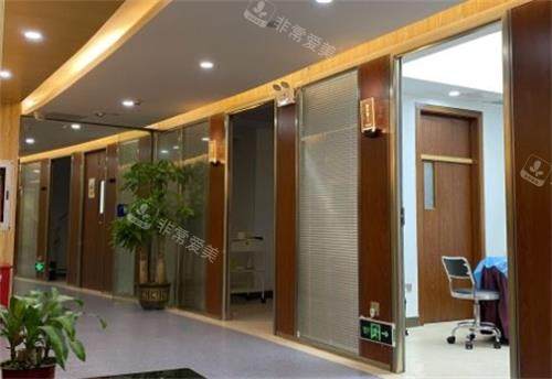 深圳富华整形医院过道