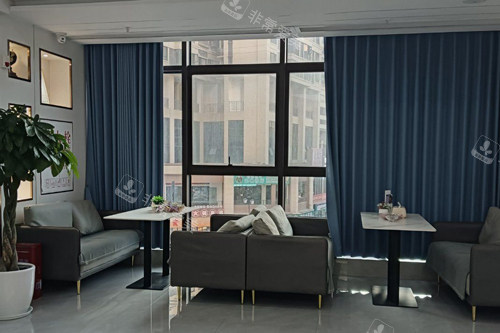 重庆彭水县启航口腔等候区图