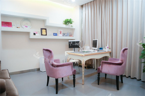 成都美莱整形商谈室环境图一览 成都美莱整形商谈室环境图一览