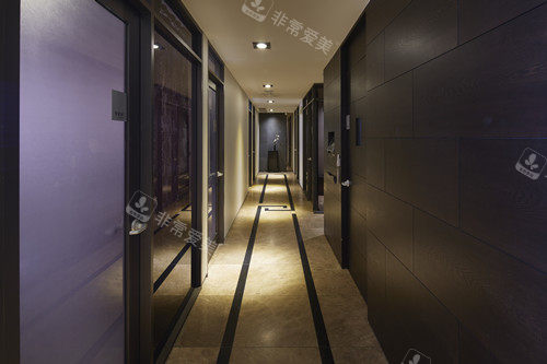 韩国菲斯莱茵整形外科内部过道环境 韩国菲斯莱茵整形外科内部过道环境