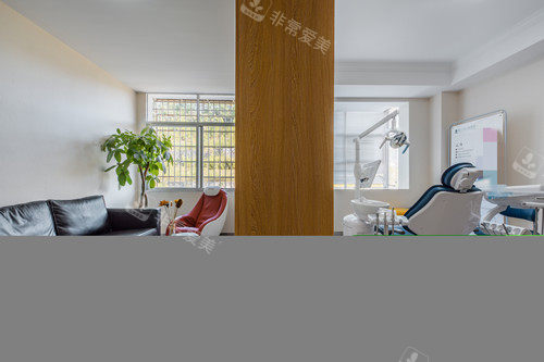 娄底爱牙邦口腔治疗室2