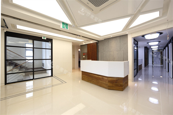 济州岛美丽皮肤科前台