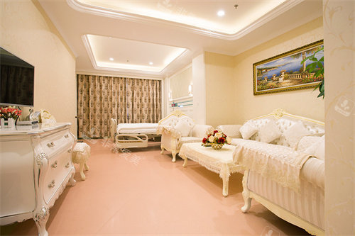 合肥维多利亚整形做唇裂要多少钱?技术怎么样?王明刚医生唇裂修复技术好口碑好！