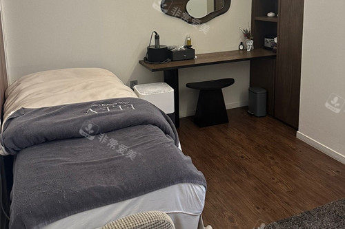 韩国ELEV皮肤科施术室环境 韩国ELEV皮肤科施术室环境