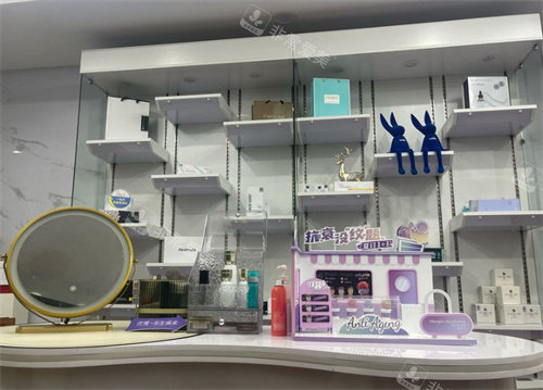 长沙禾丽医疗美容产品展示区