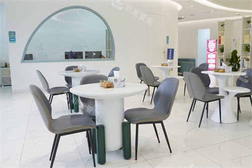 杭州下城口腔医院大厅环境