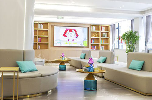 衢州蓝芽口腔牙齿治疗等候区