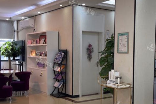 广州广大整形医院大厅环境图