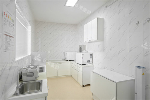 天津君诚口腔鼓楼院区操作间