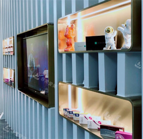 深圳柏颜医疗美容展示墙