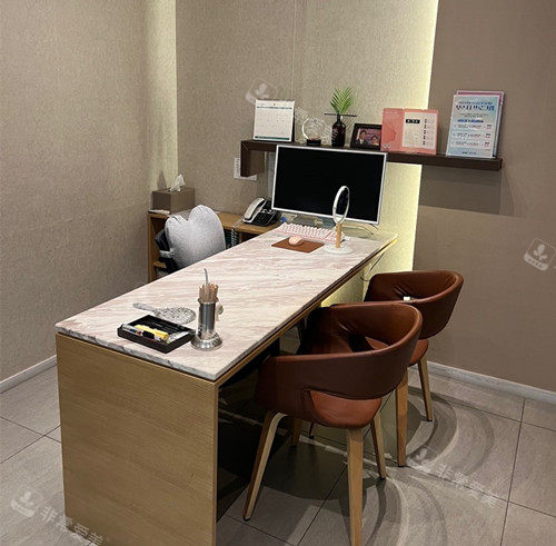 韩国GNG整形2楼咨询室