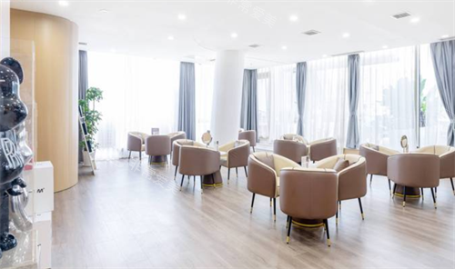 成都赫拉臻颜医疗美容等候区