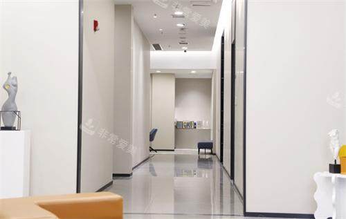 成都怡脂整形过道