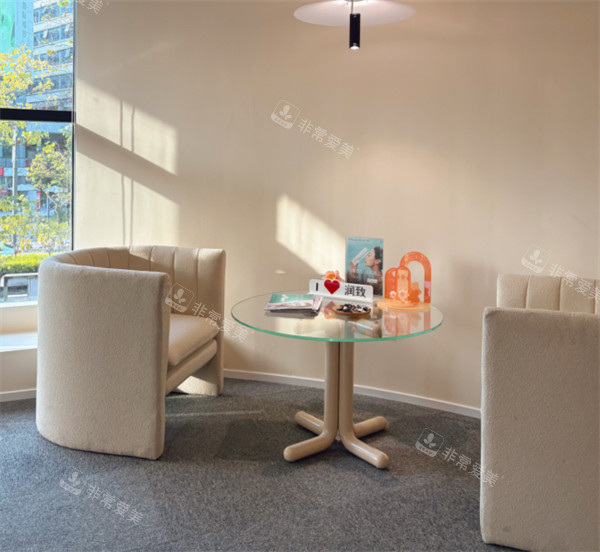 成都熙月医疗美容等候区