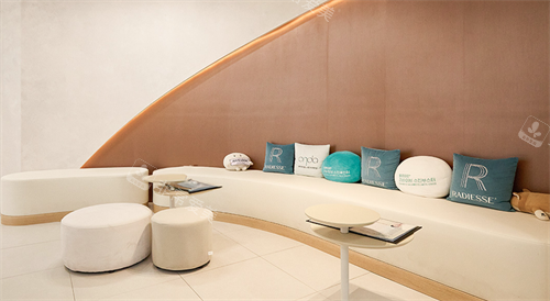 韩国圣水melting皮肤科等待 韩国圣水melting皮肤科等待