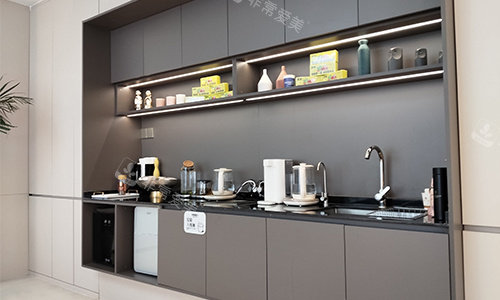 西安叶子海豚整形水吧