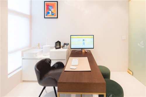 韩国Bellissimo皮肤科面诊室 韩国Bellissimo皮肤科面诊室