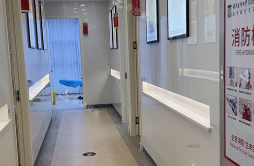 泰州友谊整形走廊环境图