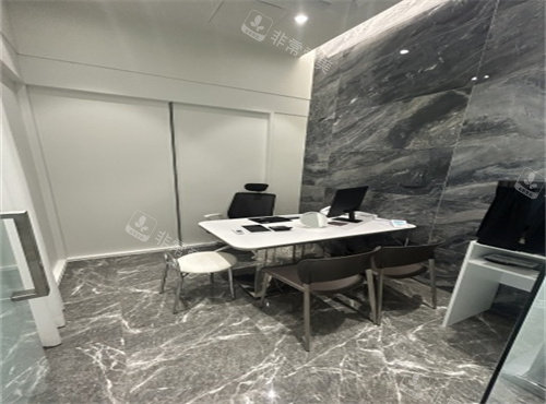 本颜整形面诊室环境