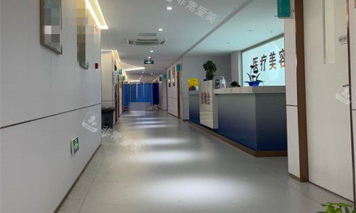 厦门天伦整形走廊图