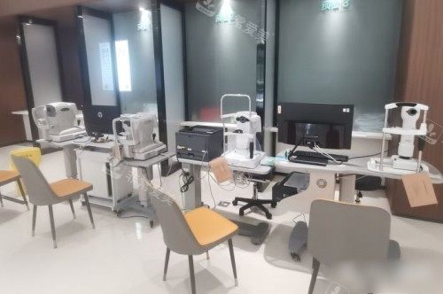 上海中视眼视光眼科门诊部验光区