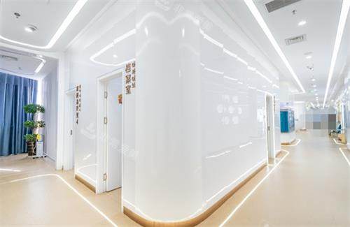 新疆库尔勒天姿整形走廊