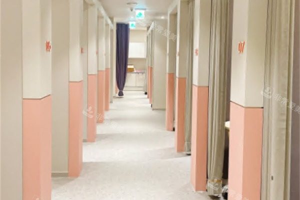 韩国朵戈芙蒂皮肤科走廊 韩国朵戈芙蒂皮肤科走廊