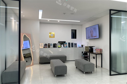 韩国朵戈芙蒂皮肤科弘大店前台 韩国朵戈芙蒂皮肤科弘大店前台